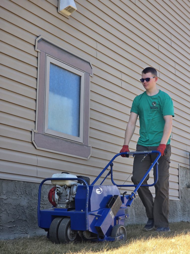 Seasonal Grounds landscaping company in Lethbridge