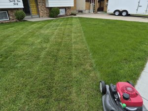 Residential grass cutting and lawn care in Lethbridge
