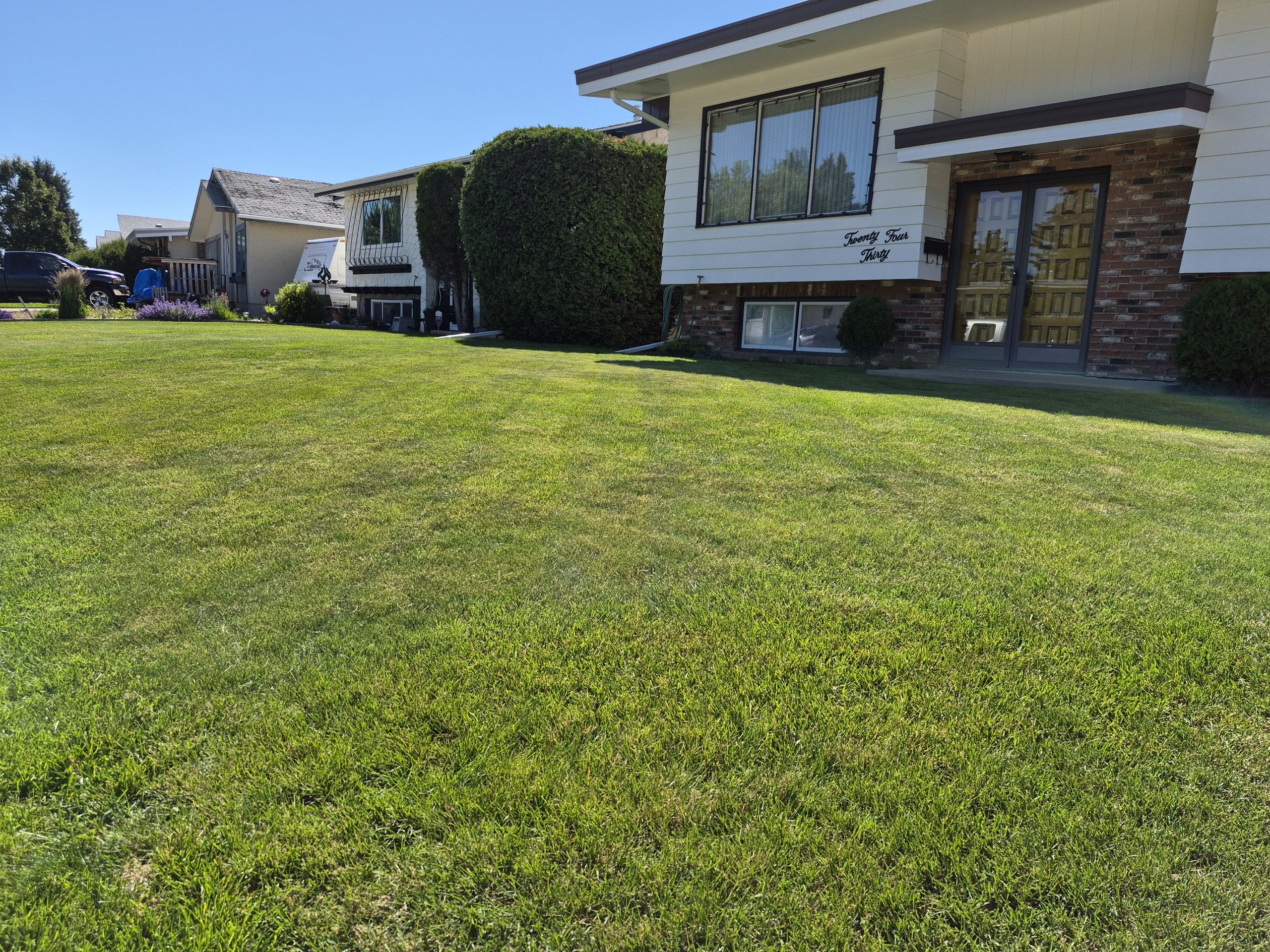 Residential Lawn Mowing